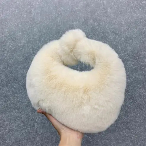 Fur Women's Small Half Moon Bag Luxury Warm Plush Wrist Bags for Women Fashion Furry Short Handle Clutch Cute Ladies Coin Purses