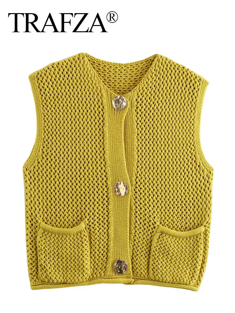 TRAFZA Knit Vests For Women Vintage Solid Metal Buttons Sweater With Pockets O Neck Sleeveless Waistcoat Y2k Crop Top Vest