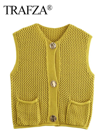 TRAFZA Knit Vests For Women Vintage Solid Metal Buttons Sweater With Pockets O Neck Sleeveless Waistcoat Y2k Crop Top Vest