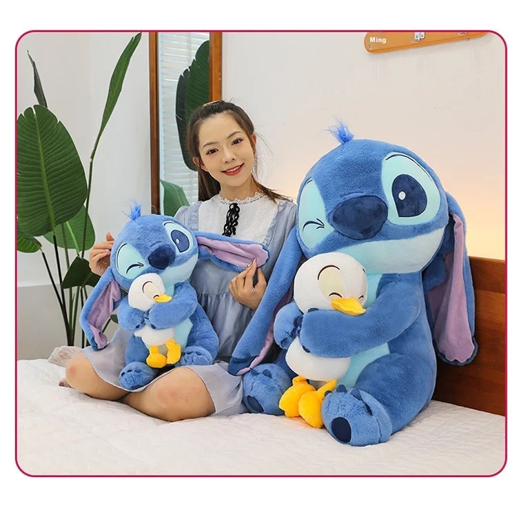 30/45cm Kawaii Plush Stitch Cartoon Hugs Donald Duck Stuffed Doll Children To Appease Sleeping Cartoon Collection Holiday Gifts