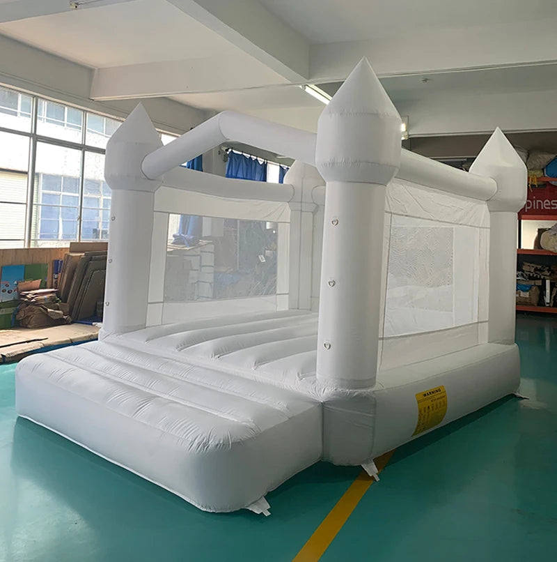 Inflatable Toys White Bounce House 5.6*3.3*3M Trampoline 33KG With Blower Jumping Castle Bouncy House For kids Wedding Toys