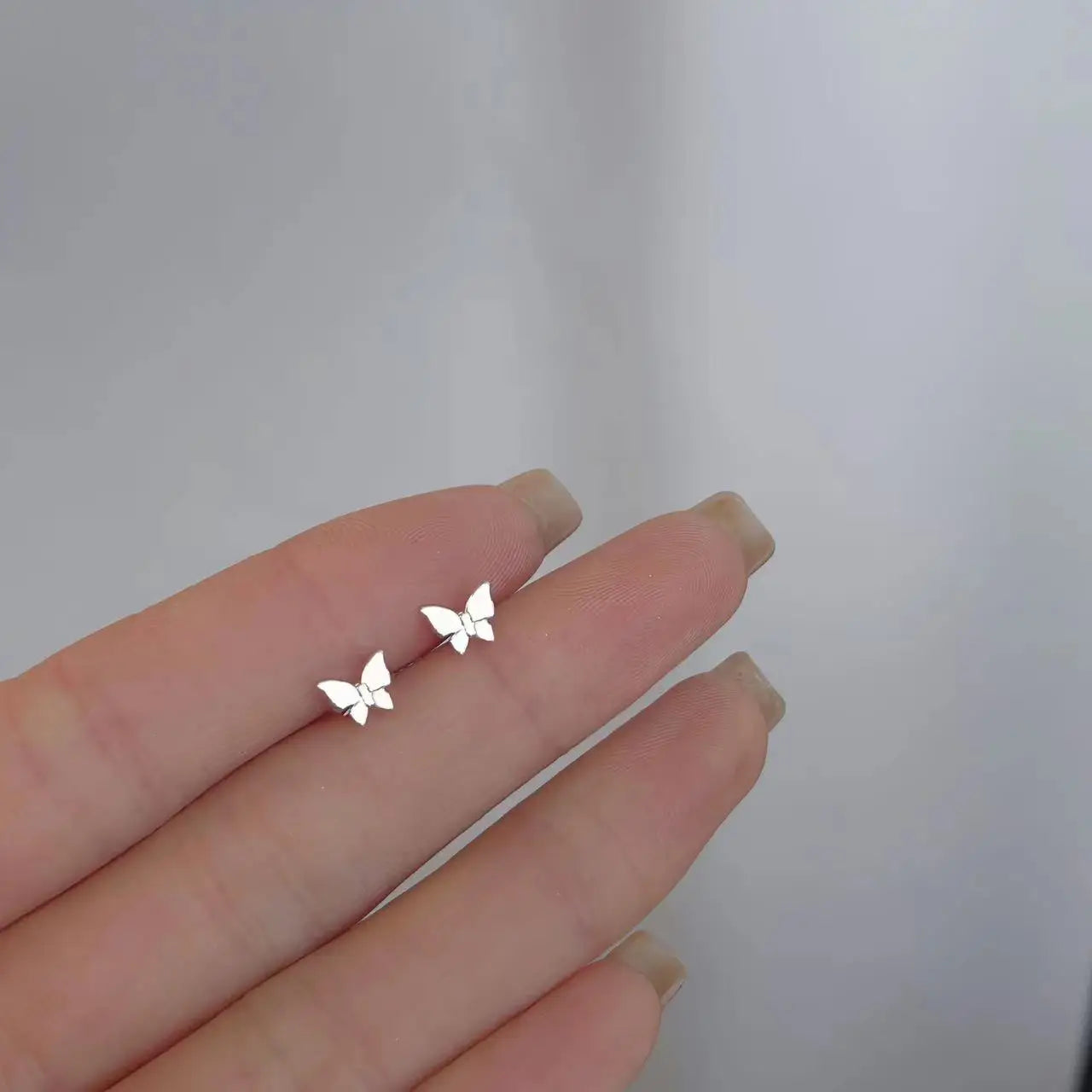 New Heart Stud Earrings for Women Hypoallergenic Daily Wear Minimalist Cute Star Silver Color Ear Girls Pierc Jewelry Gifts