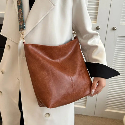 New Brown Fashion Handheld One Shoulder Crossbody Large Capacity Tote Bag Suitable for Giving to Girlfriend for Daily Commuting