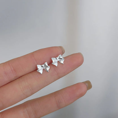 New Heart Stud Earrings for Women Hypoallergenic Daily Wear Minimalist Cute Star Silver Color Ear Girls Pierc Jewelry Gifts