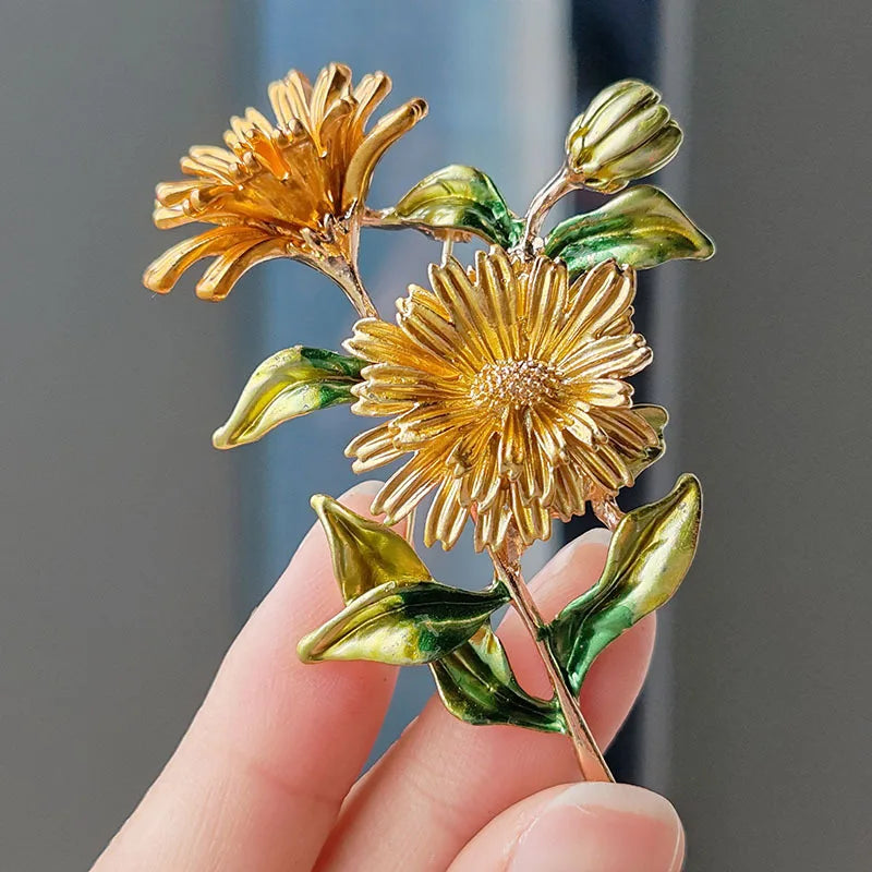 Classic Enamel Daisy Flower Brooches Women's Clothes Dress Lapel Pins Trendy Wedding Bouquet Brooch Ladies Luxury Jewelry Gifts