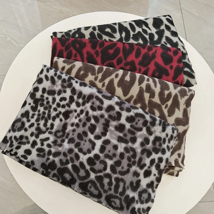 Female Winter Large Size Pashmina Scarf Leopard Print Cashmere Shawl for Women Luxury Designed Stole Thick Pareos Muffler