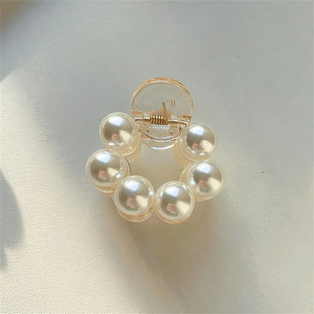 Sweet Mini Pearl Hair Claws Acrylic Round Hairpins Crab Fashion Thin Hair Barrettes Clips For Women Girl Daily Hair Styling Tool