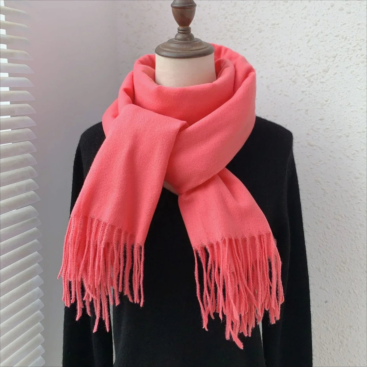 Solid Colors Cashmere Feel Scarfs for Women Winter Keep Warm Pashmina Scarfs Wraps Blanket Bufanda Women Scarves Stoles Foulard