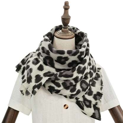 Female Winter Large Size Pashmina Scarf Leopard Print Cashmere Shawl for Women Luxury Designed Stole Thick Pareos Muffler