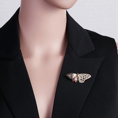 Sweet Rhinestone Pearl Insect Butterfly Brooch Pin for Women Girls Ins Style Trendy Coat Dress Wedding Party Jewelry Decoration