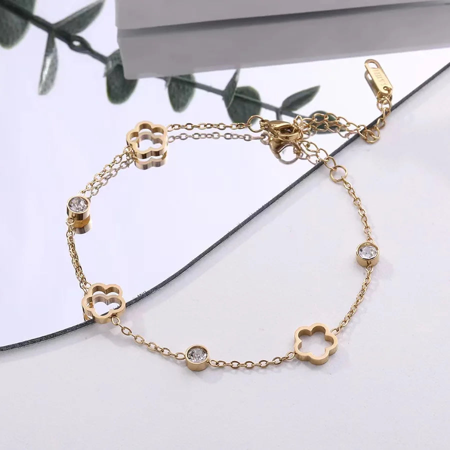 1PC Fashionable hollow out five leaf lucky grass flower zircon bracelet, light luxury, high-end feeling, girl gift jewelry