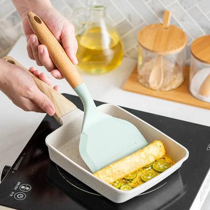 Silicone Spatula Cooking Utensils Beef Meat Egg Kitchen Scraper Wide Pizza Cooking Tools Shovel Non-stick Spatula Kitchenware