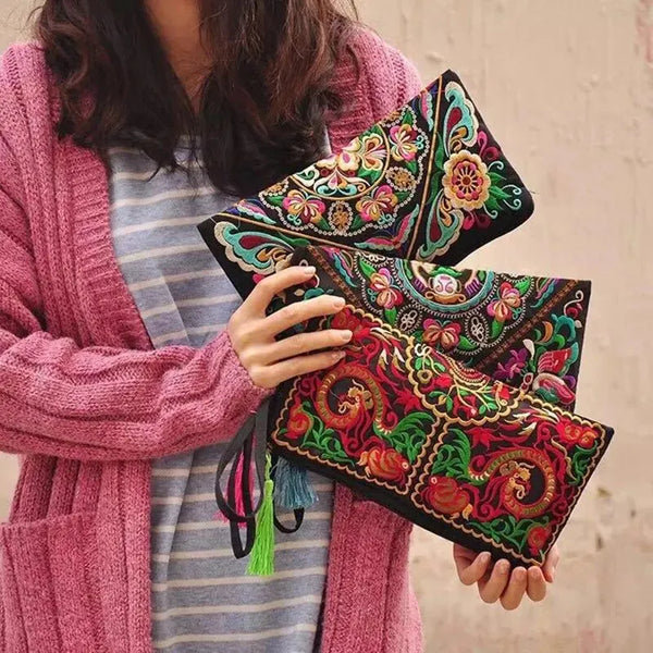 Retro Style Square Purse Ethnic Style Phone Clutches Floral Embroidered Bag Zipper Storage Bag Flower Fabric Clutch Bag