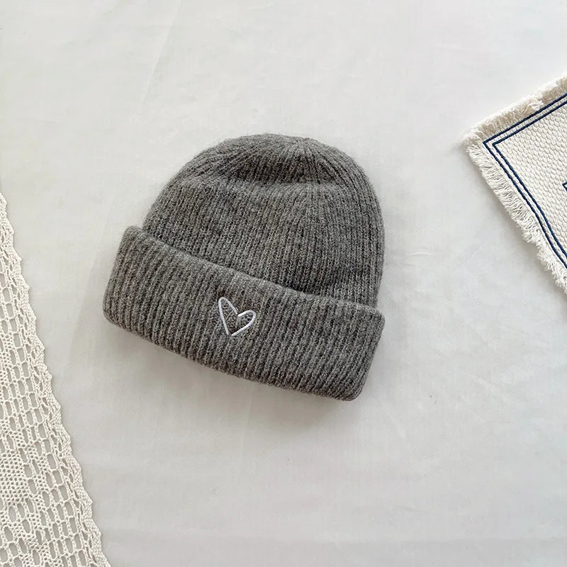 Love Heart Embroidery Baby Knit Hats Winter Children Solid Color Thick Soft Crochet Warm Beanie Cap Kids Korean Outdoor Warm Hat