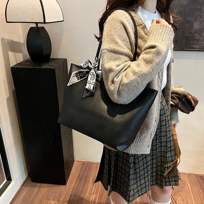 Women's bag New summer black handbag large capacity shoulder bag niche commuter woman bag Tote bag