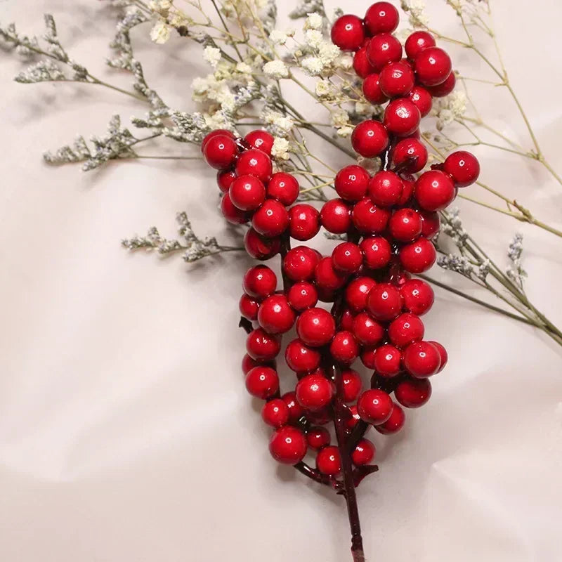 Christmas Red Berries Branch Fake Plants Flowers Artificial Holly Berry Stamen Wreath Ornaments for Xmas Tree Party Home Decor