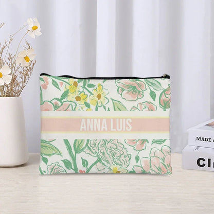 Custom Cosmetic Bag Trendy Women Handbag Luxury Wedding Bridesmaid Gift Name Purse Brand Side Bag for Ladies Travel Toilet Pouch